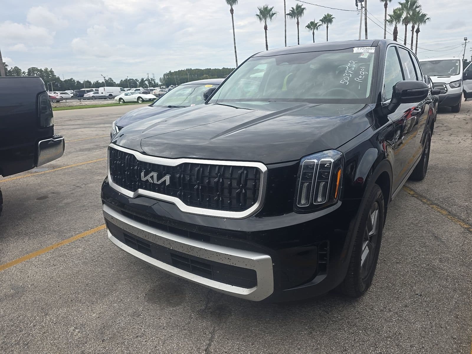 2024 KIA TELLURIDE LX