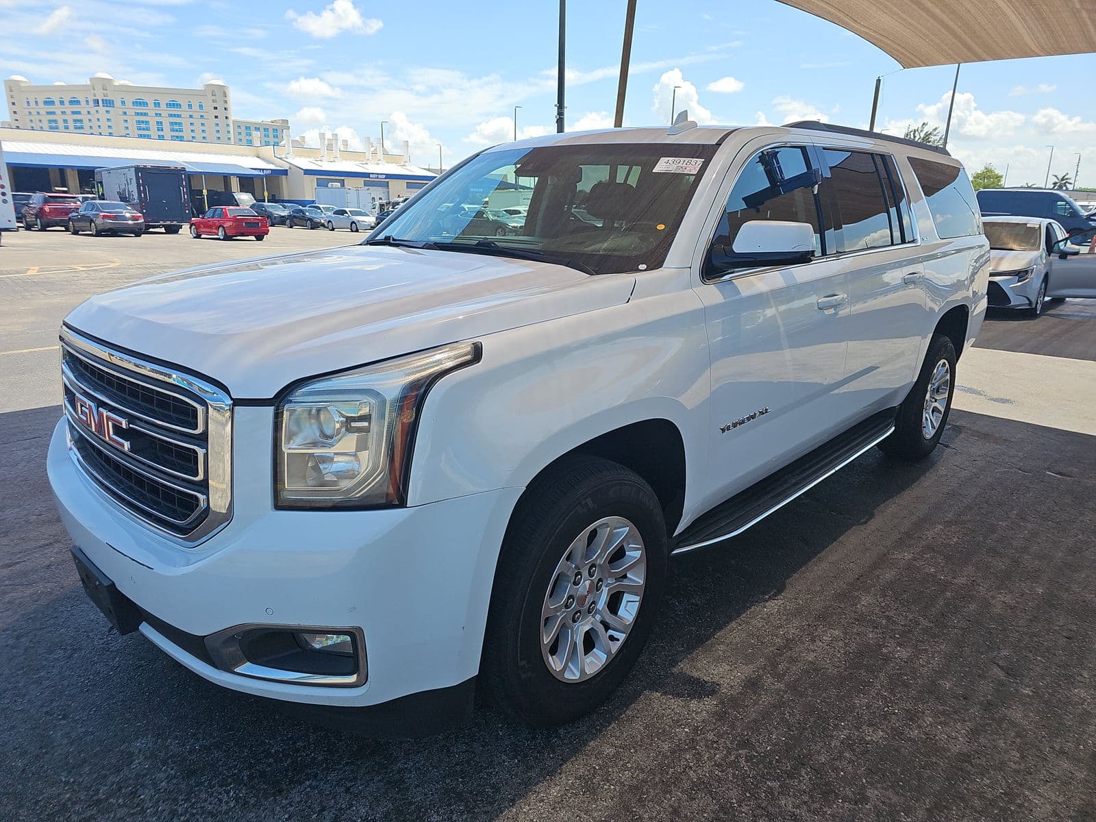 2020 GMC YUKON XL SLT
