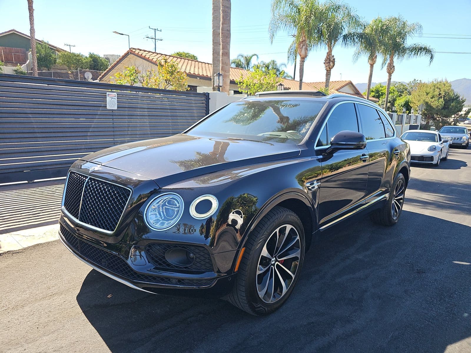 2020 BENTLEY BENTAYGA V8