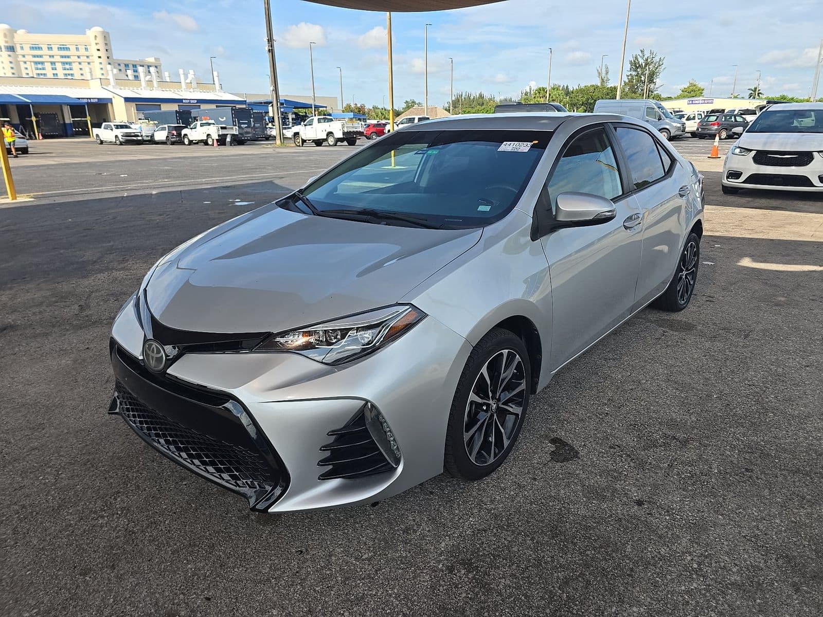 2018 TOYOTA COROLLA SE
