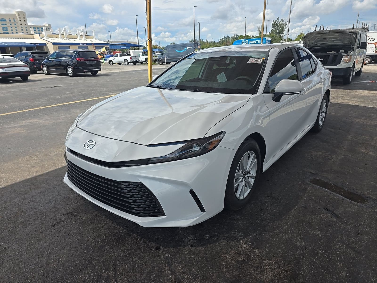 2025 TOYOTA CAMRY LE