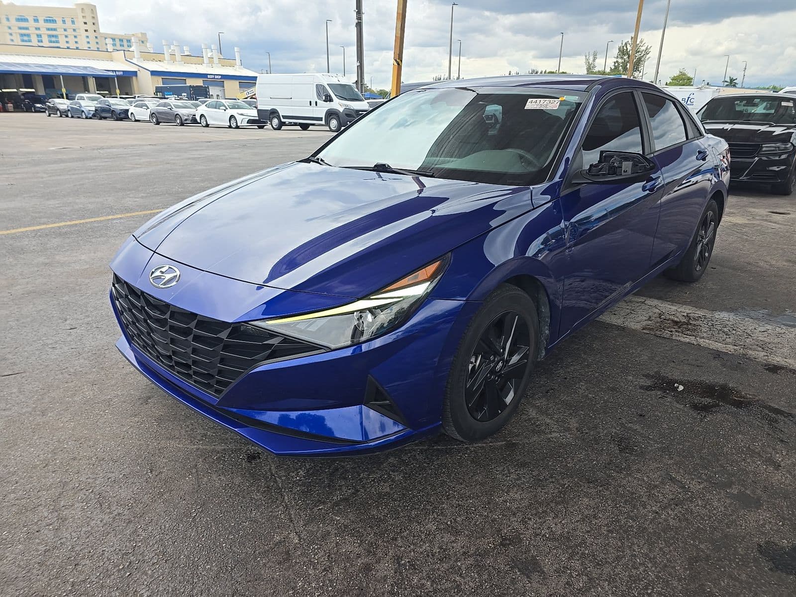 2023 HYUNDAI ELANTRA SEL