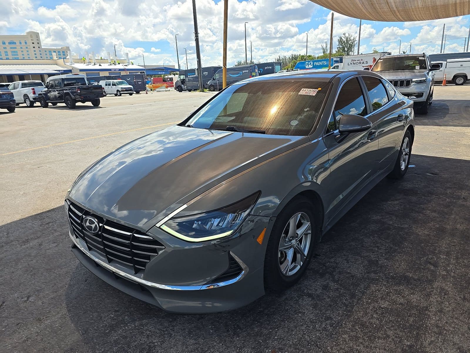 2023 HYUNDAI SONATA SE