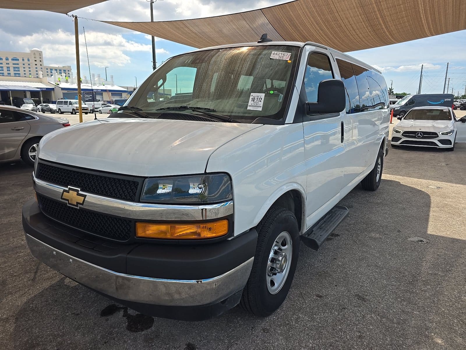 2025 CHEVROLET EXPRESS 3500 LT