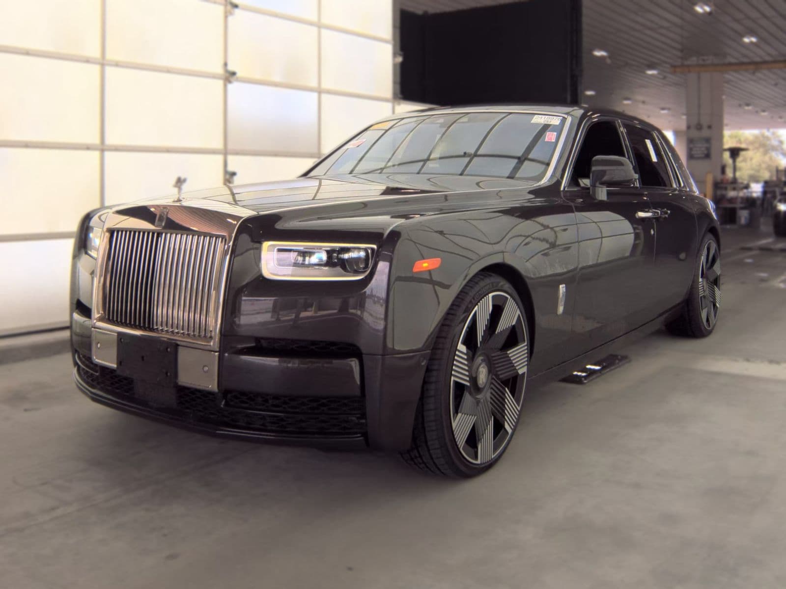 2019 ROLLS-ROYCE PHANTOM Base