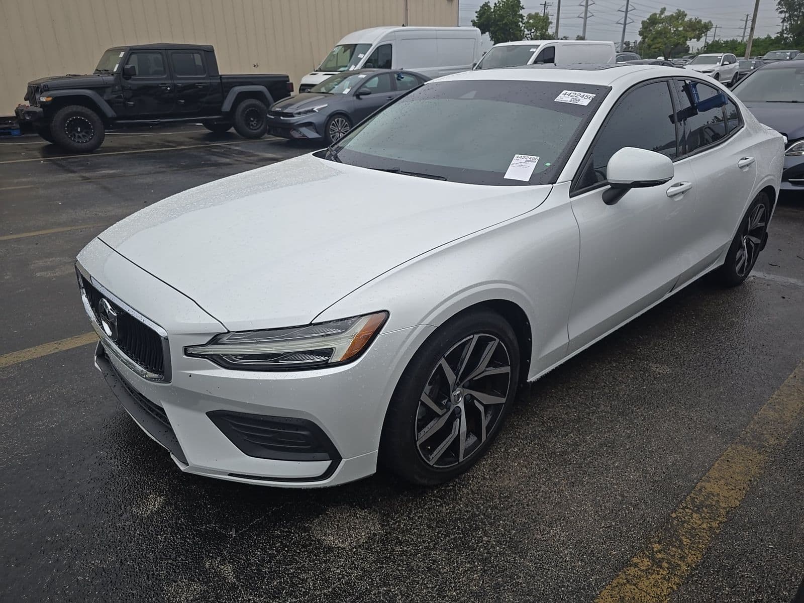 2020 VOLVO S60 T5 Momentum
