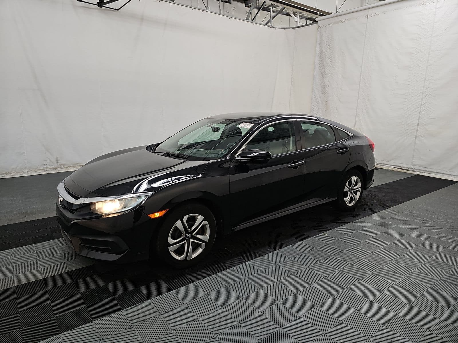 2018 HONDA CIVIC LX