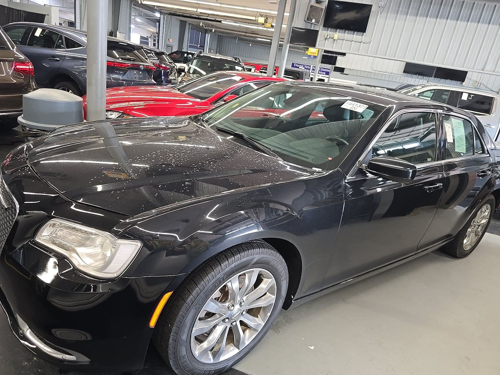 2017 CHRYSLER 300 Limited