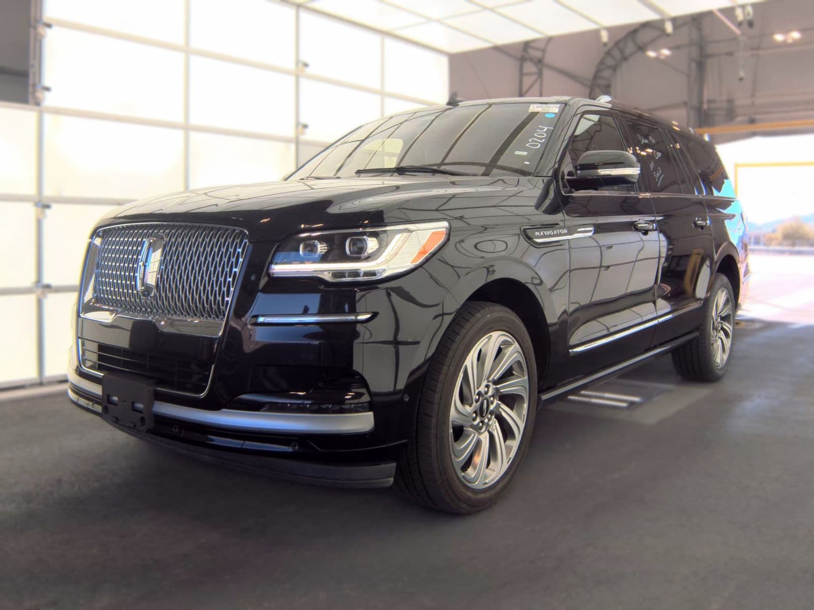 2022 LINCOLN NAVIGATOR L Reserve