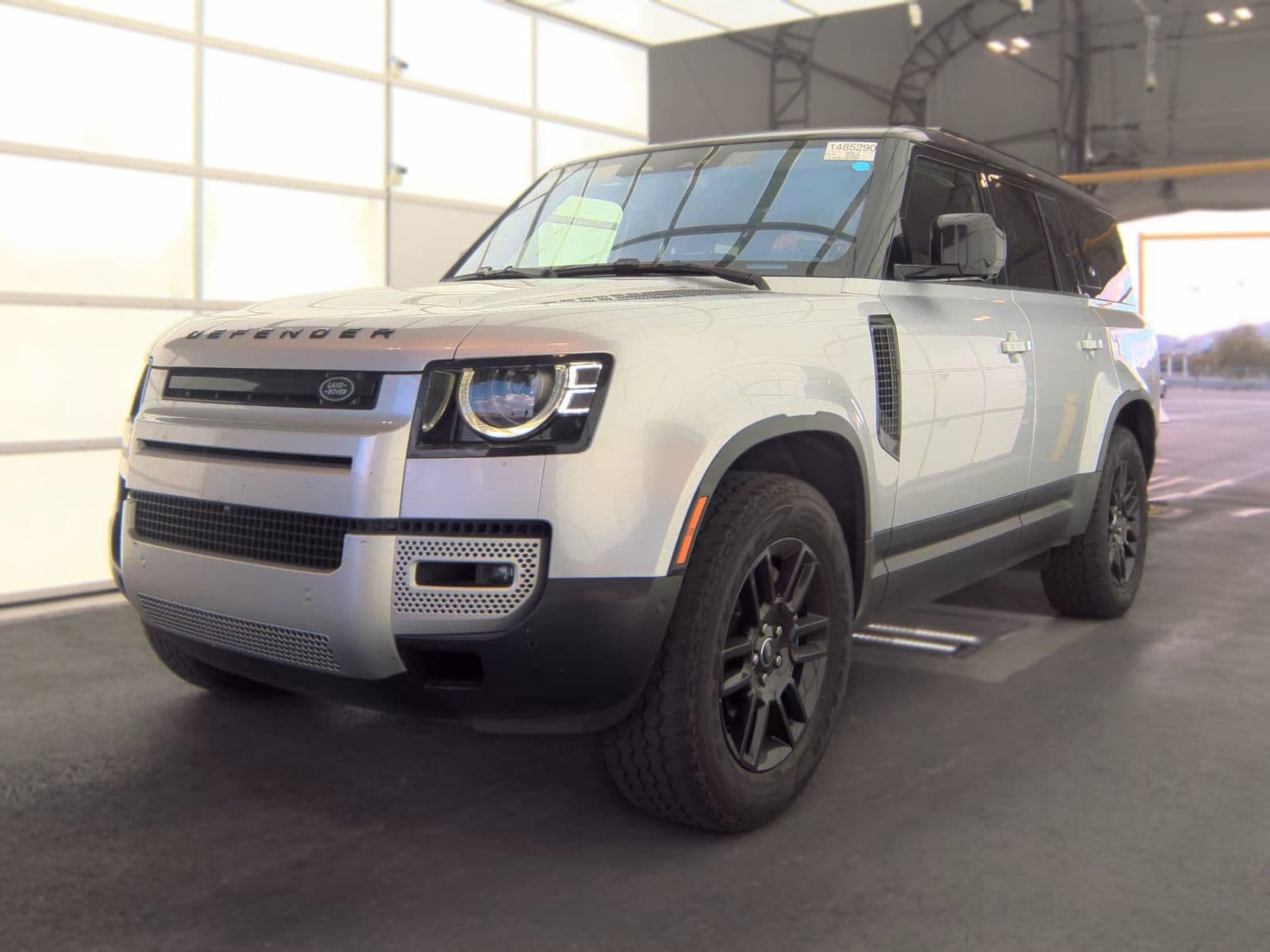 2023 LAND ROVER DEFENDER 130 SE