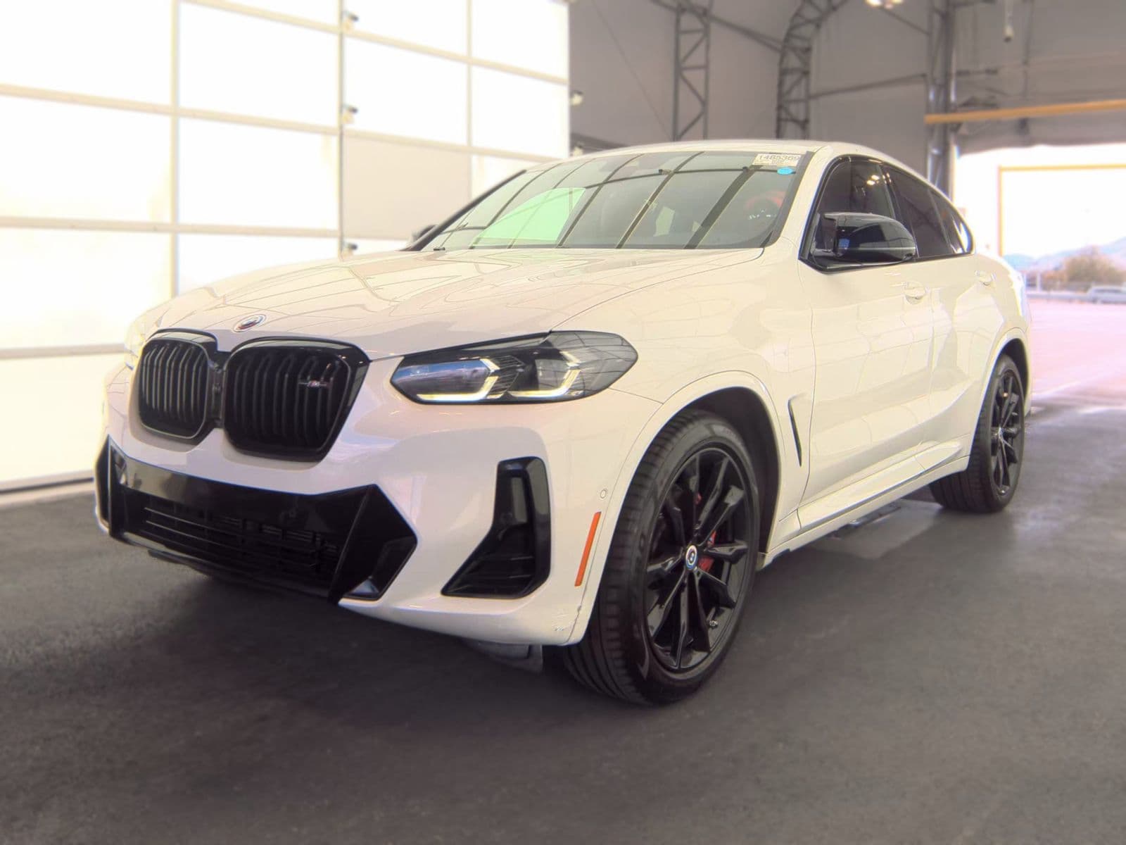 2023 BMW X4 M40i