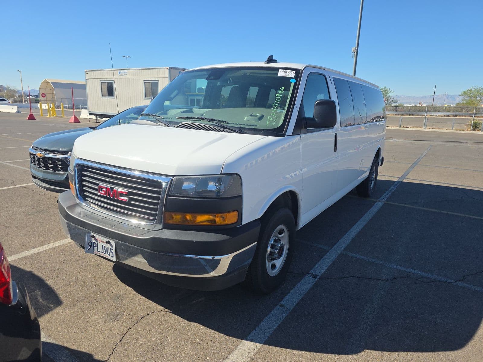 2025 GMC SAVANA 3500 LT