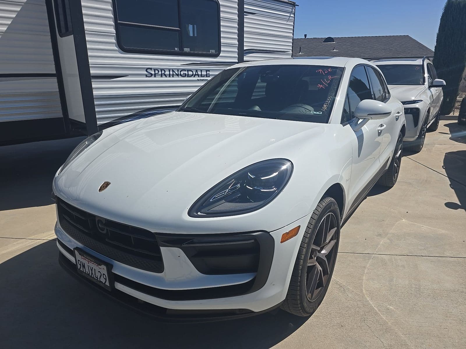 2024 PORSCHE MACAN Base