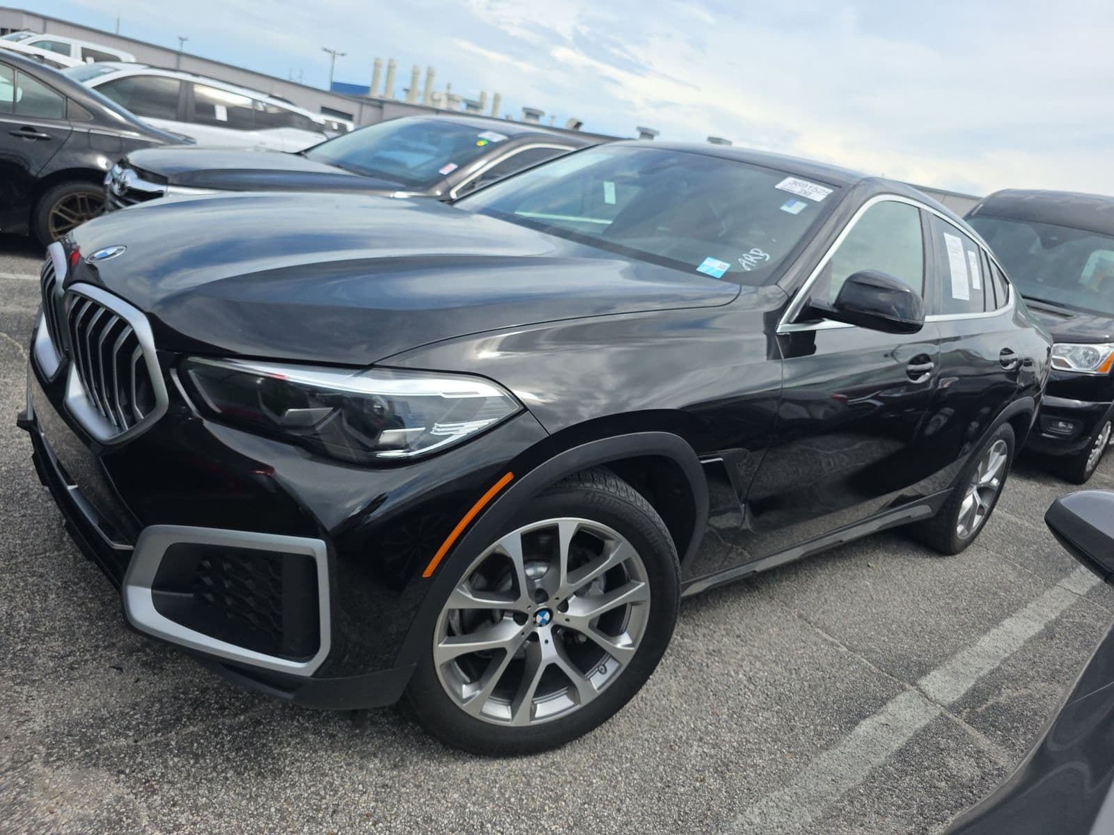 2023 BMW X6 xDrive40i