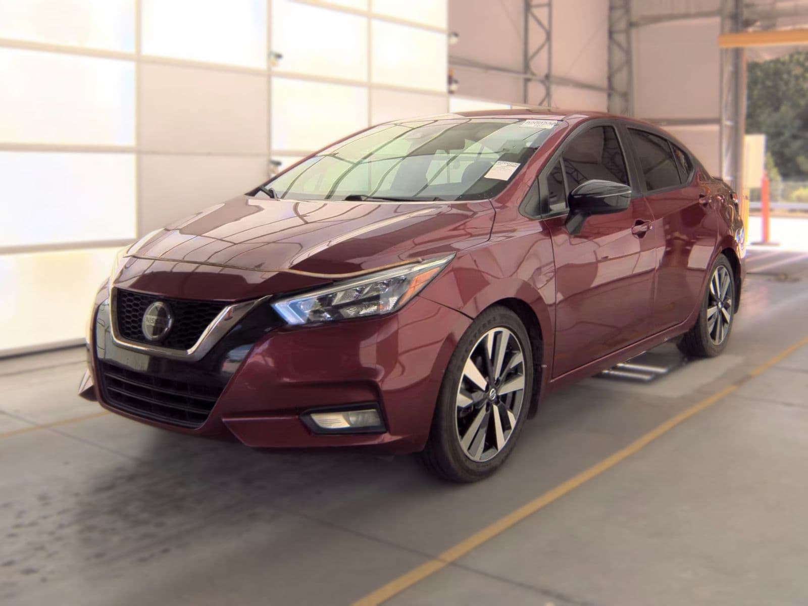2021 NISSAN VERSA SR