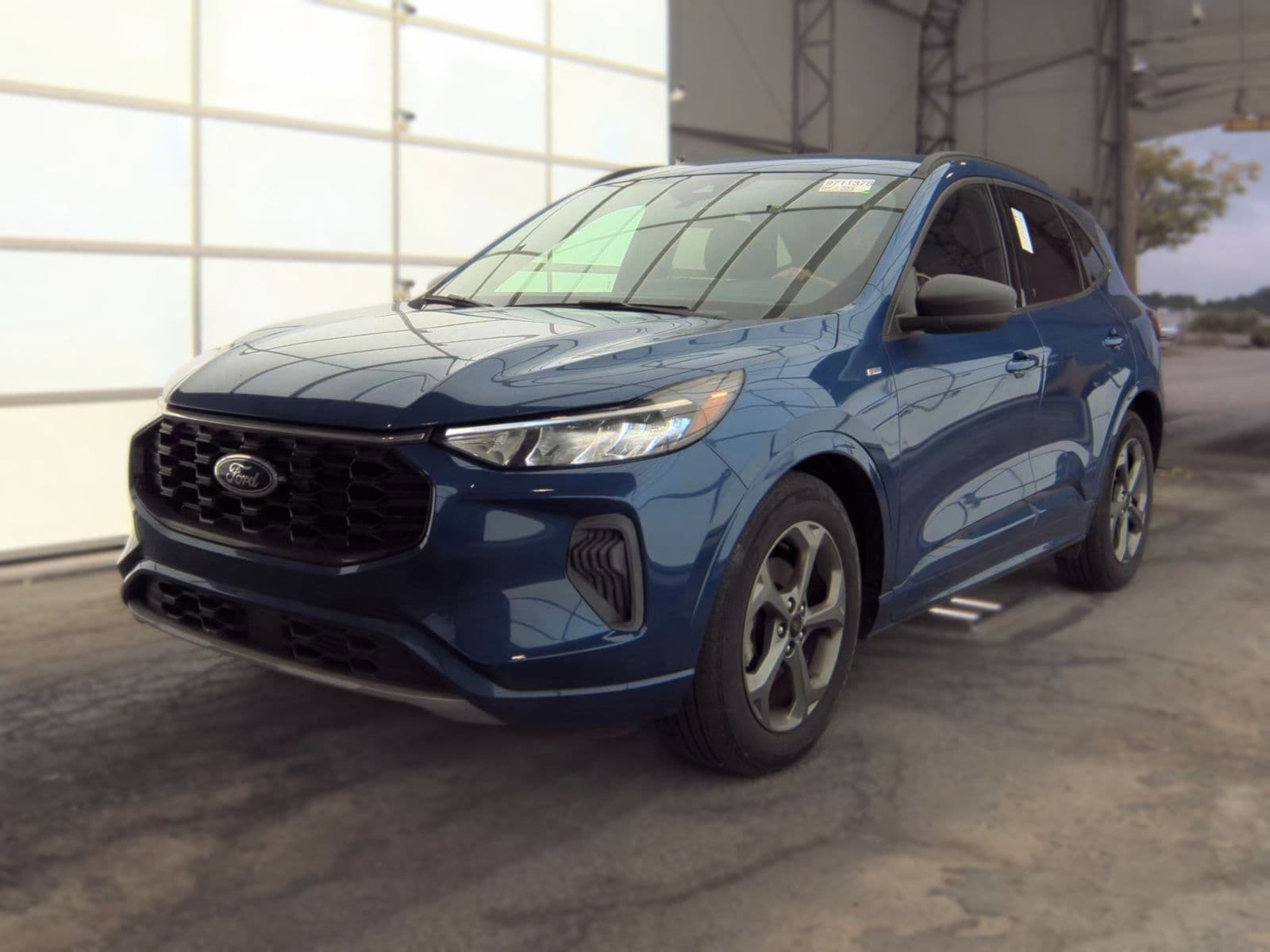 2023 FORD ESCAPE ST-Line 1