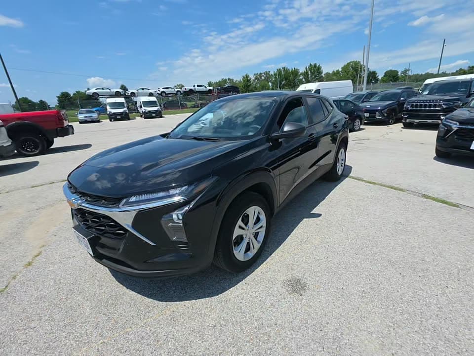 2026 CHEVROLET TRAX LS