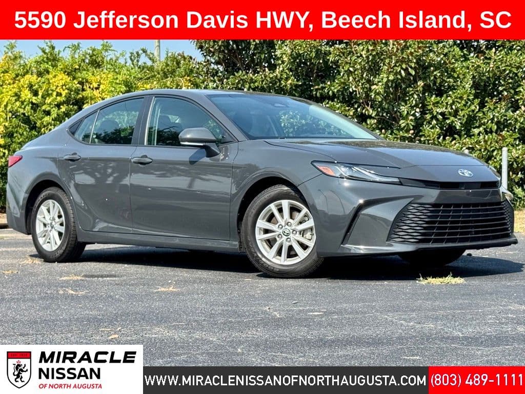 2025 TOYOTA CAMRY LE