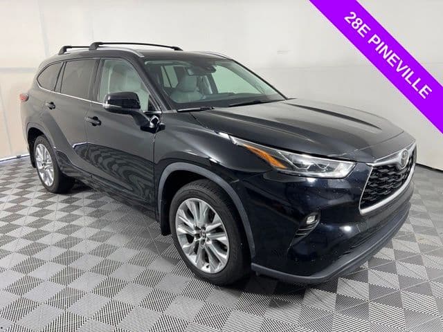 2021 TOYOTA HIGHLANDER Limited