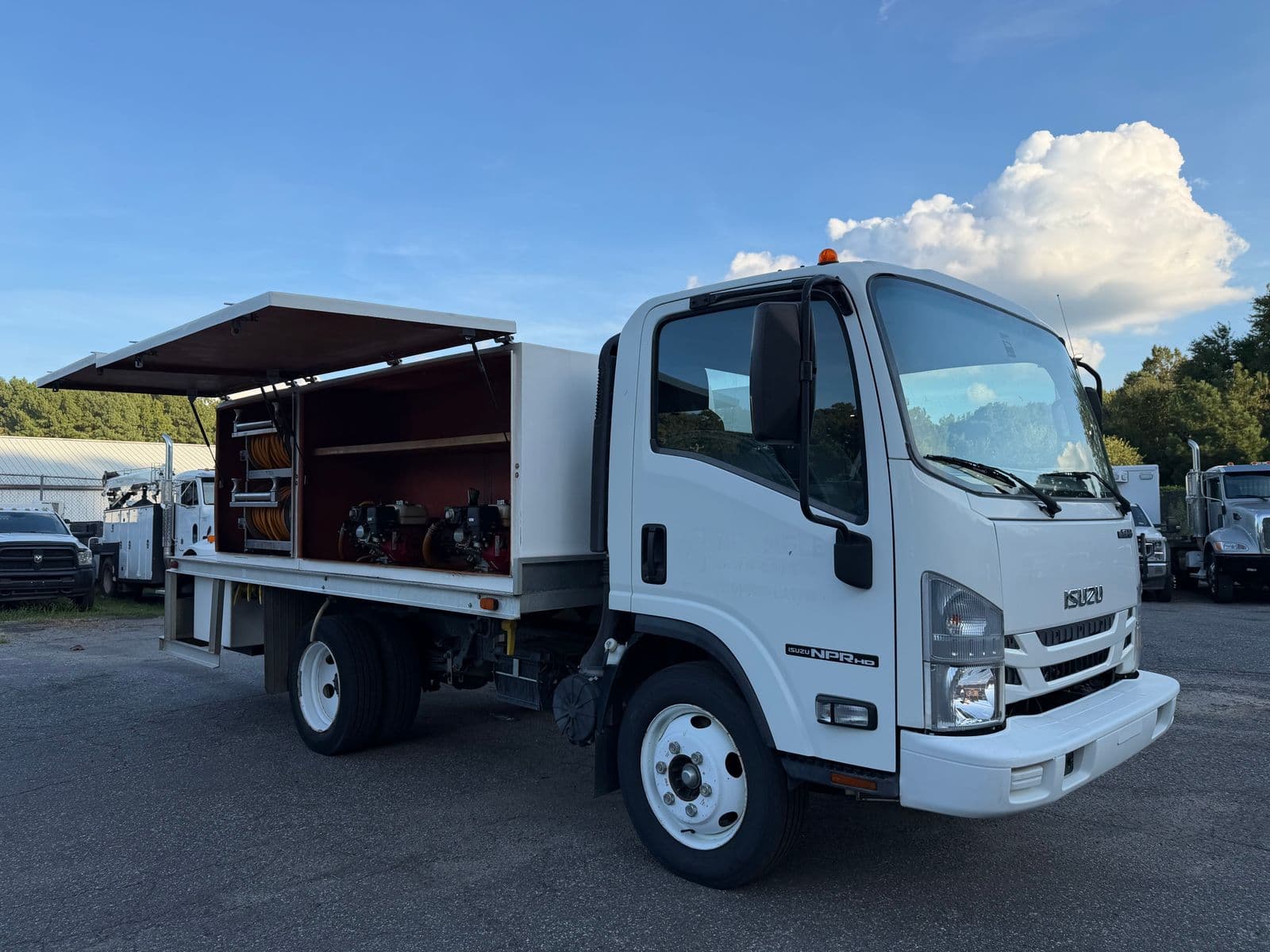 2020 ISUZU NPR HD Base