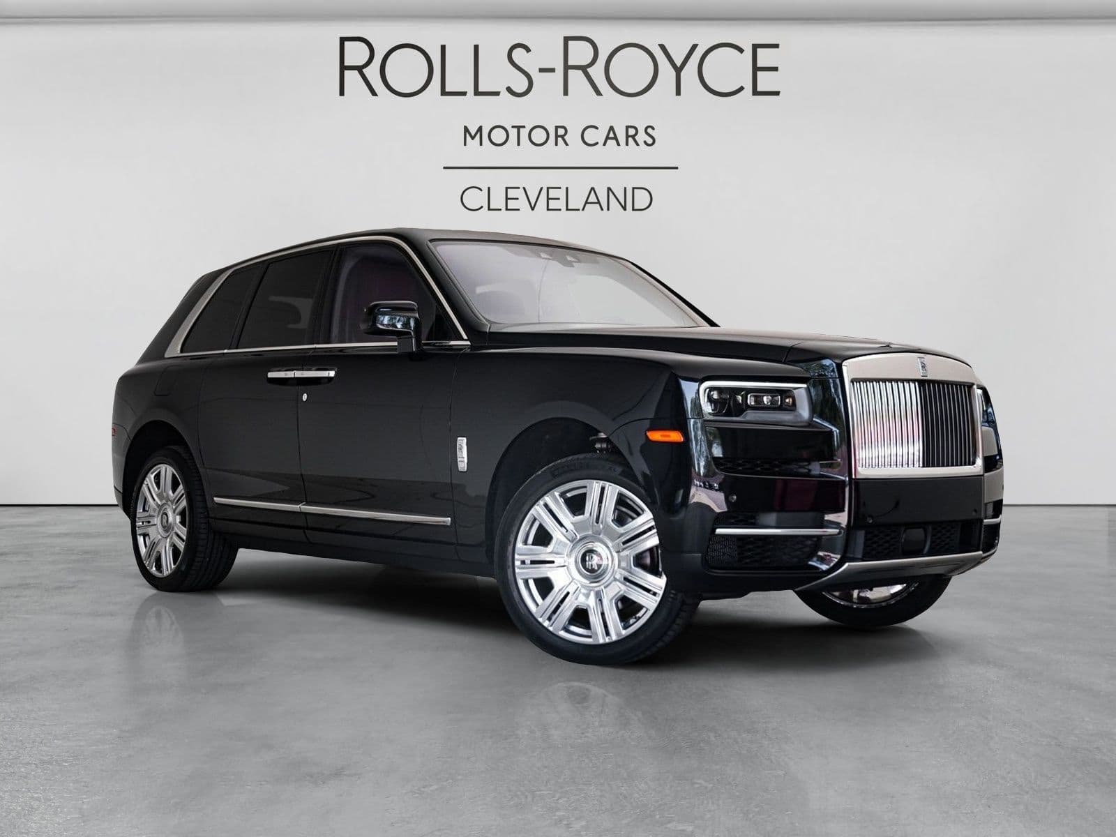 2020 ROLLS-ROYCE CULLINAN Base