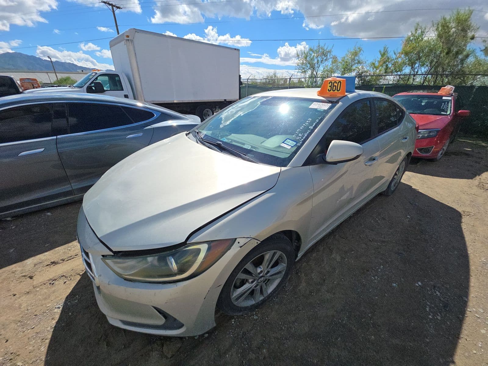 2017 HYUNDAI ELANTRA SE