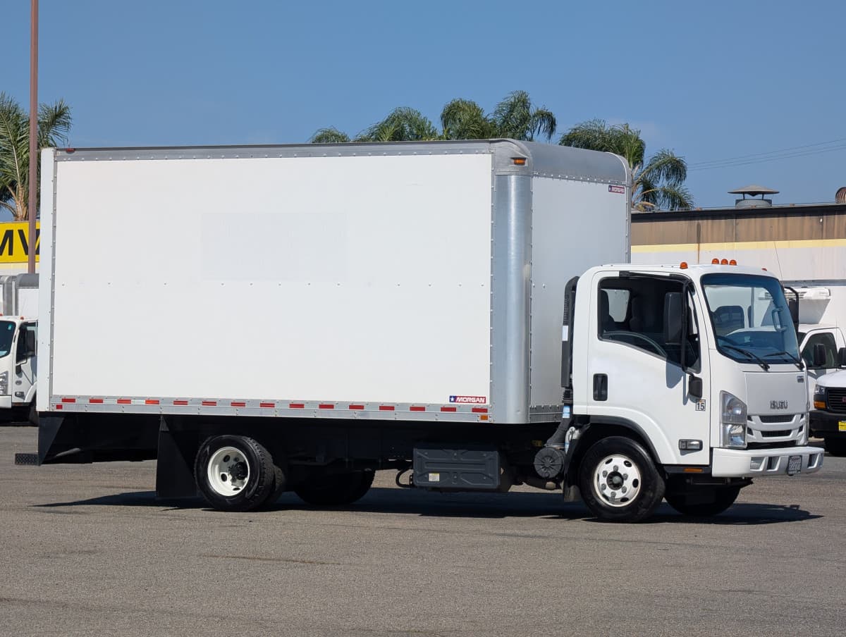 2019 ISUZU NPR