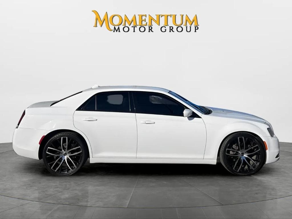 2019 CHRYSLER 300 S