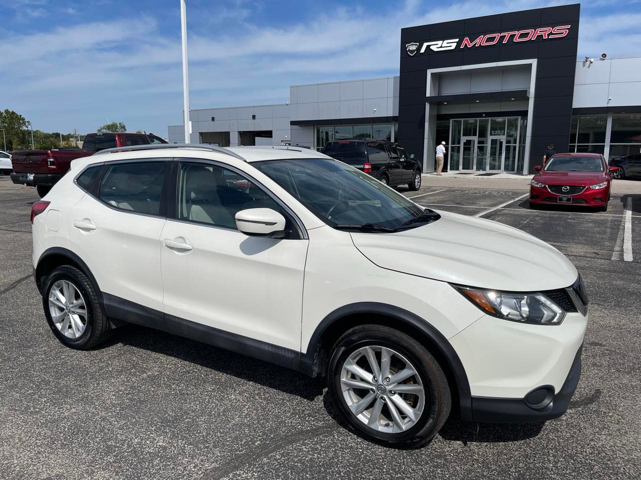 2018 NISSAN ROGUE SPORT SV