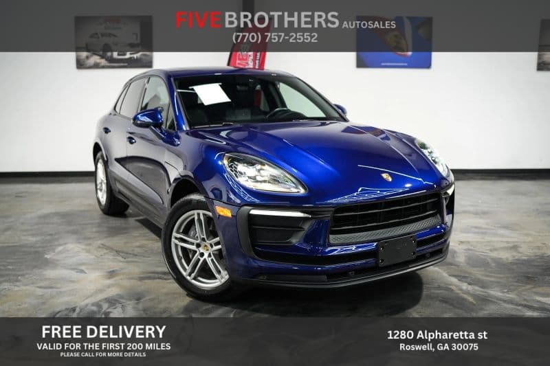 2022 PORSCHE MACAN Base