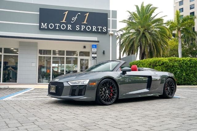 2018 AUDI R8 V10