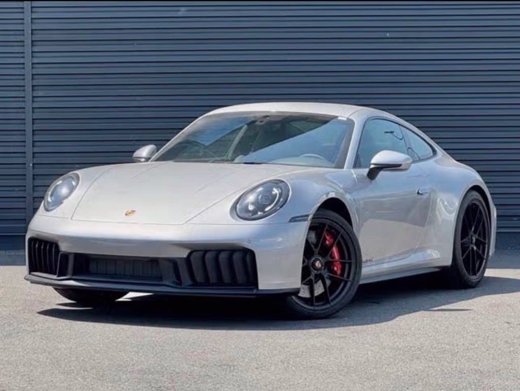 2025 PORSCHE 911 CARRERA 4 GTS
