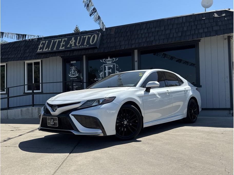 2021 TOYOTA CAMRY XSE