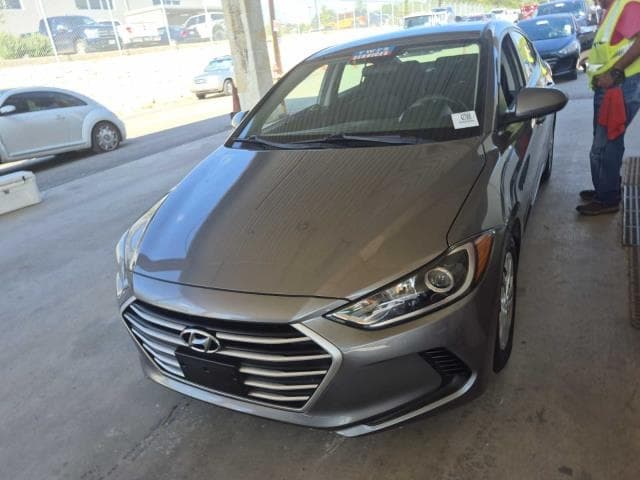 2018 HYUNDAI ELANTRA SE