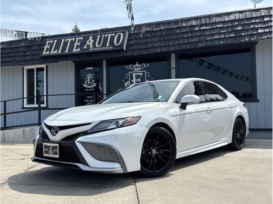 2021 TOYOTA CAMRY XSE