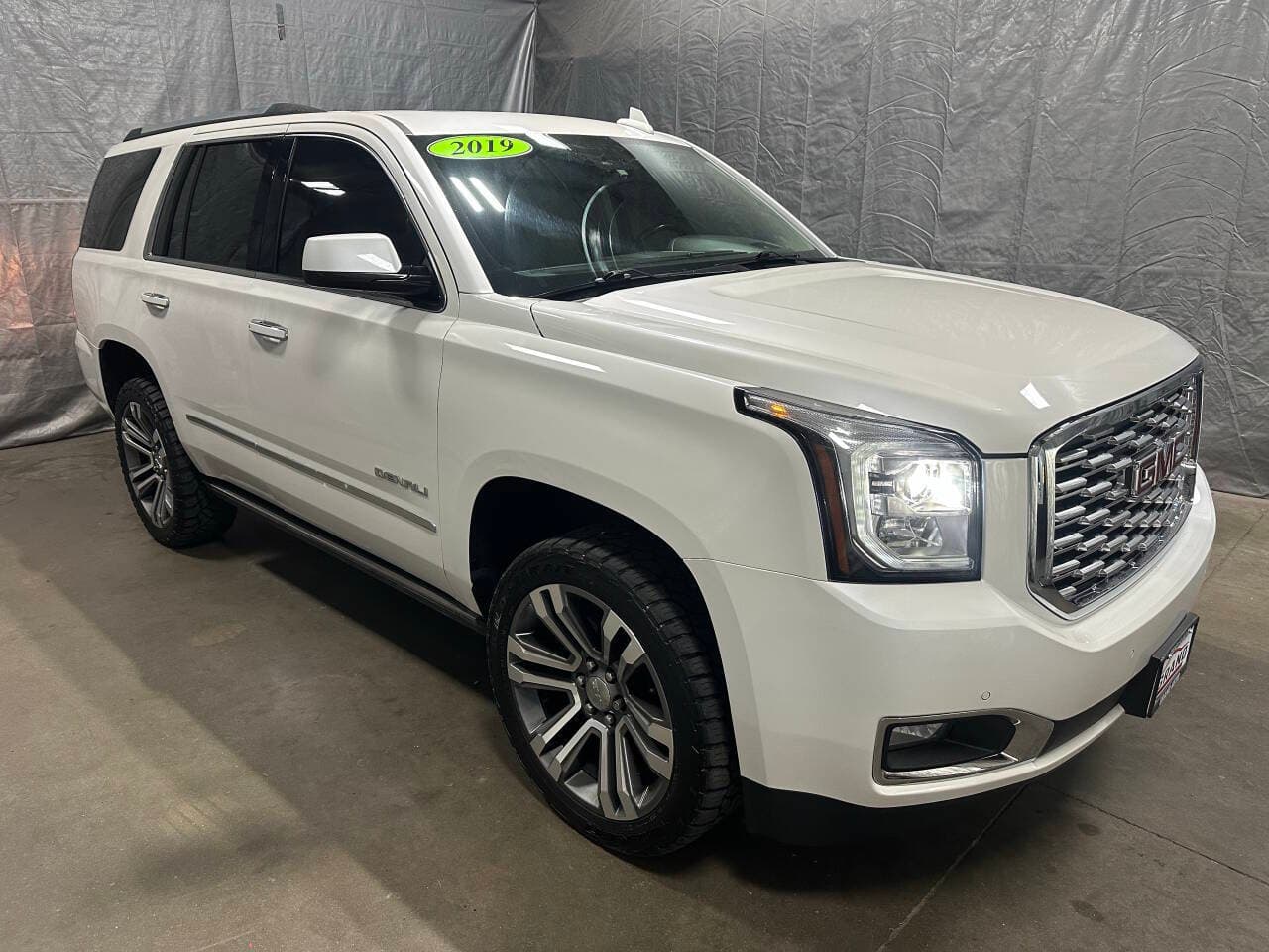 2019 GMC YUKON Denali