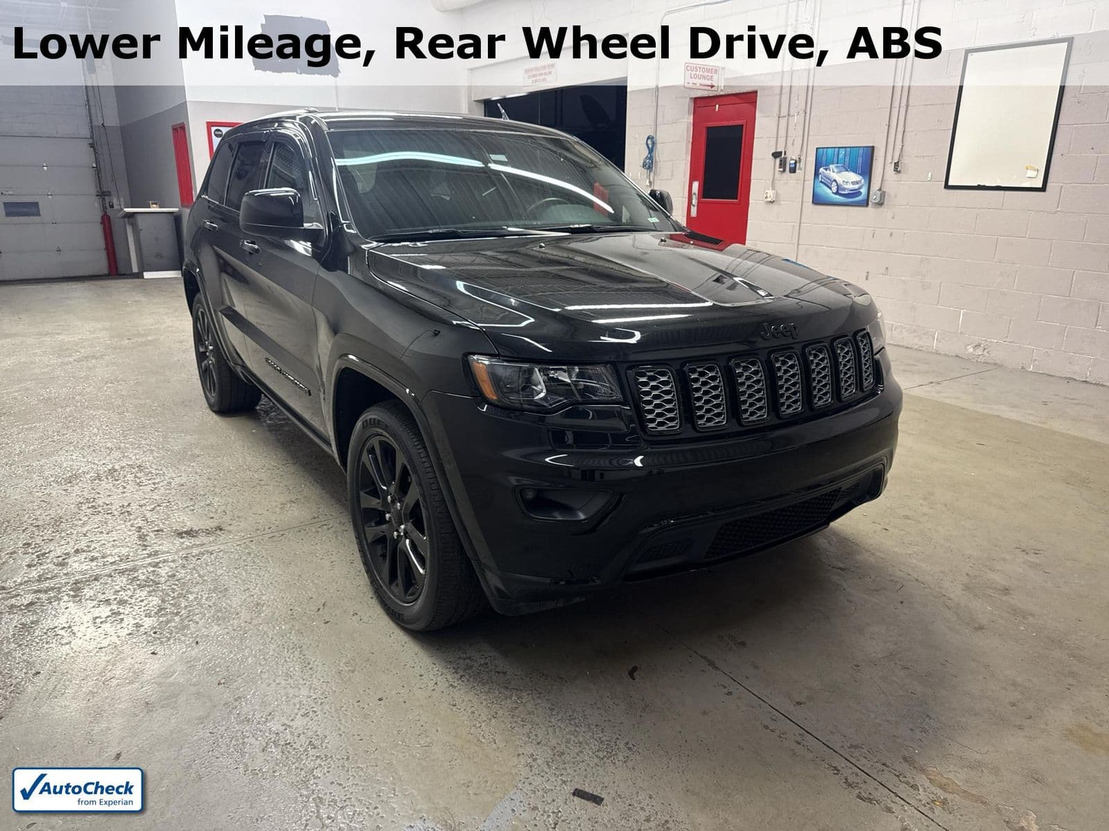 2019 JEEP GRAND CHEROKEE LAREDO ALTITUDE Edition