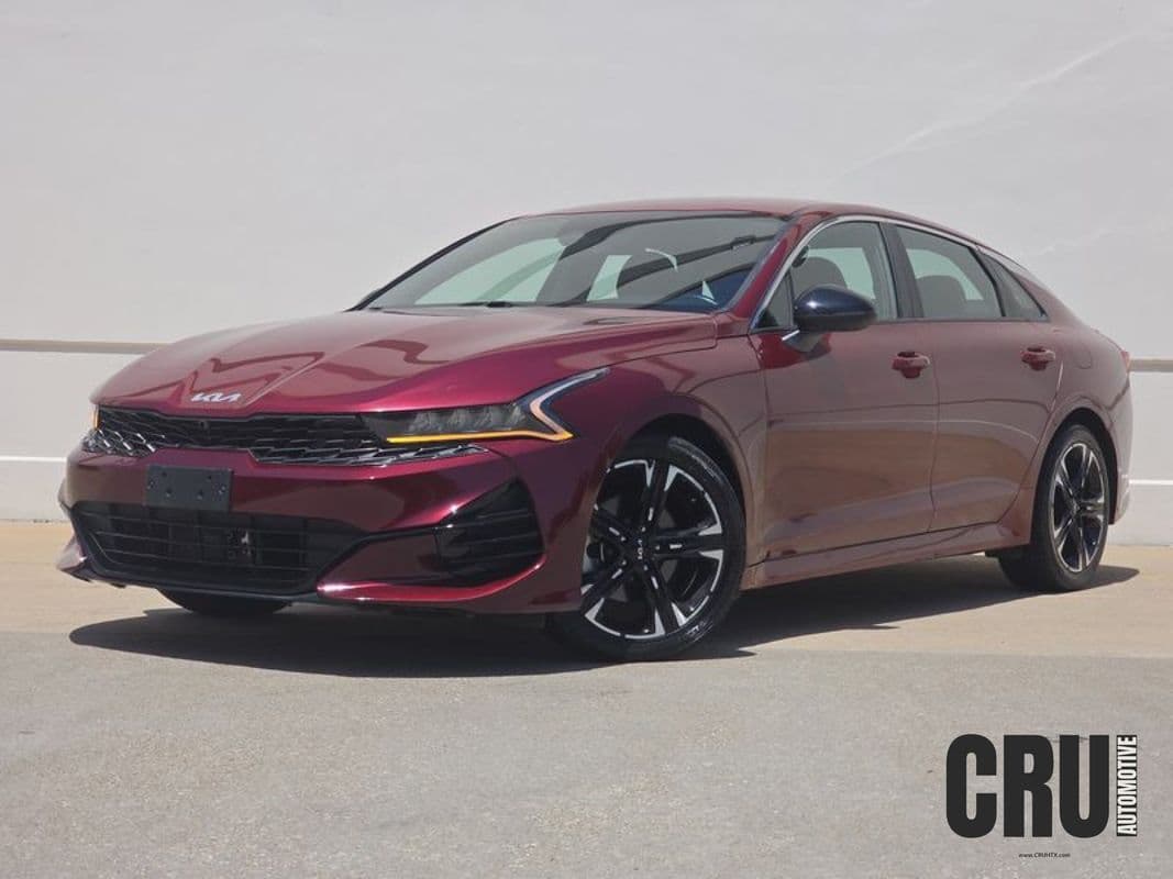 2023 KIA K5 GT-Line