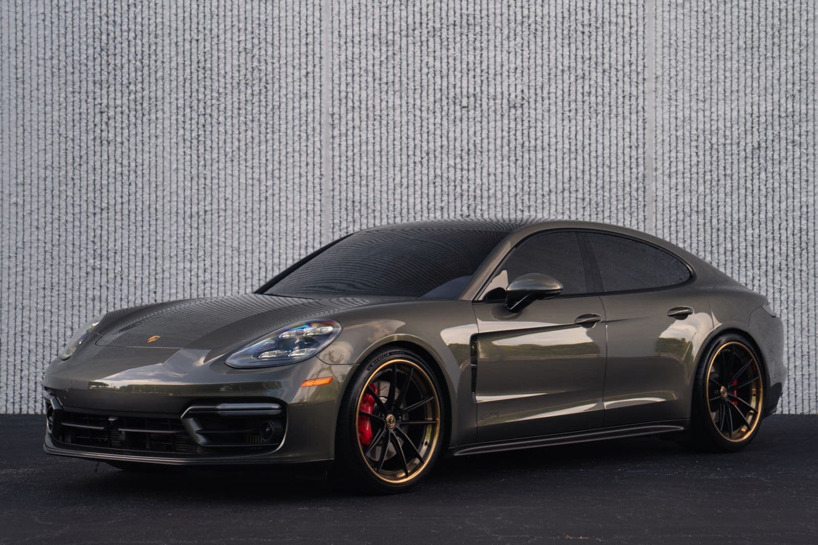 2023 PORSCHE PANAMERA GTS