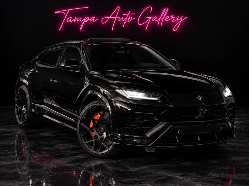 2019 LAMBORGHINI URUS Base