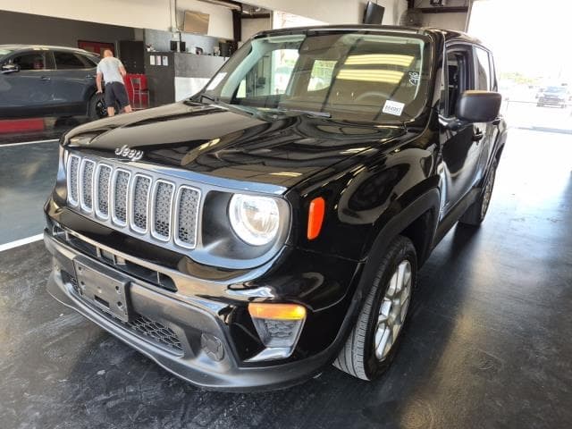 2023 JEEP RENEGADE Latitude