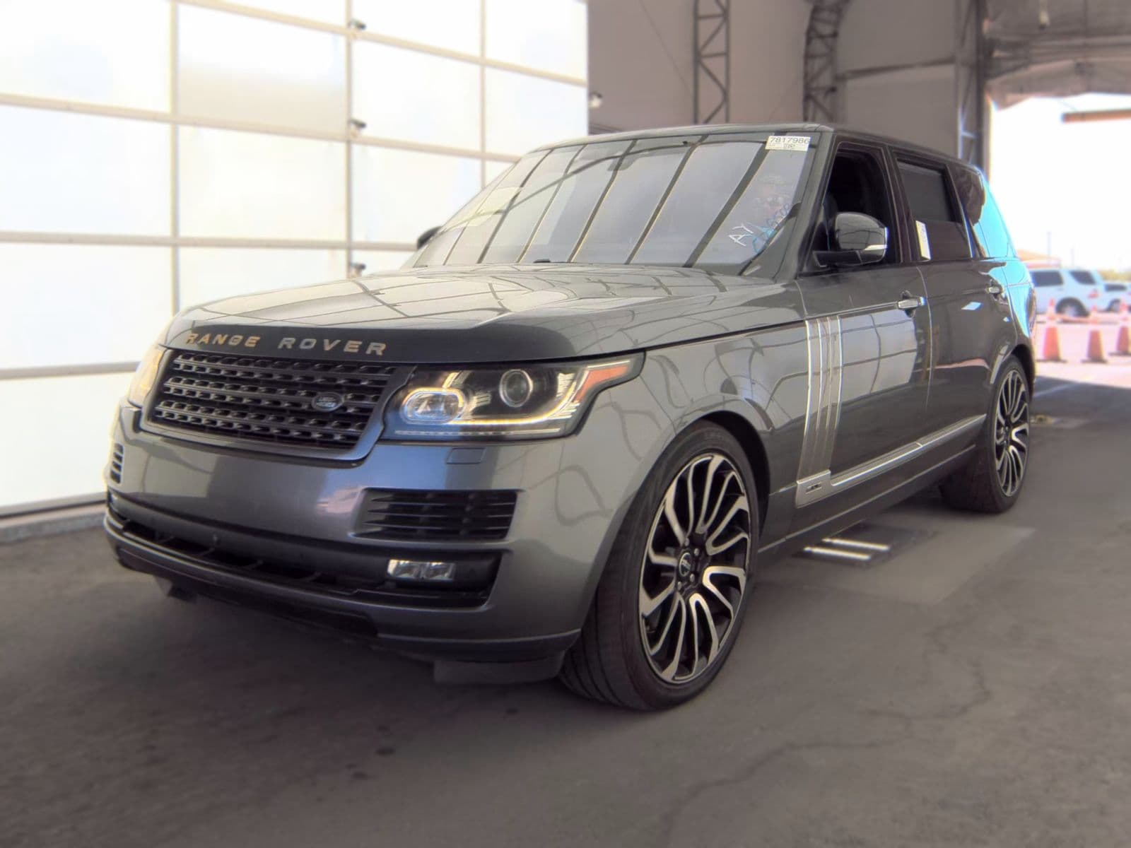 2017 LAND ROVER RANGE ROVER SUPERCHARGED LWB 1