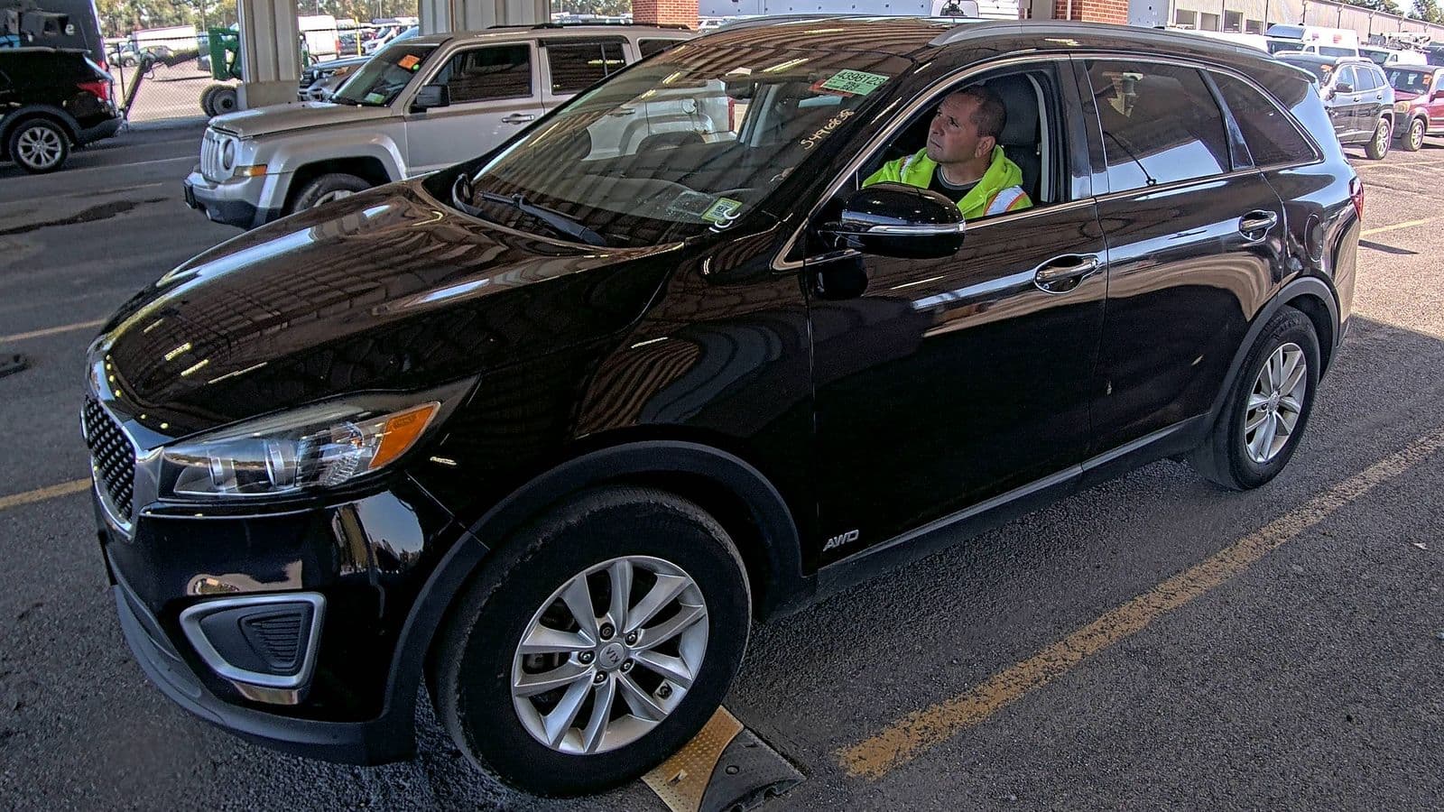 2017 KIA SORENTO LX