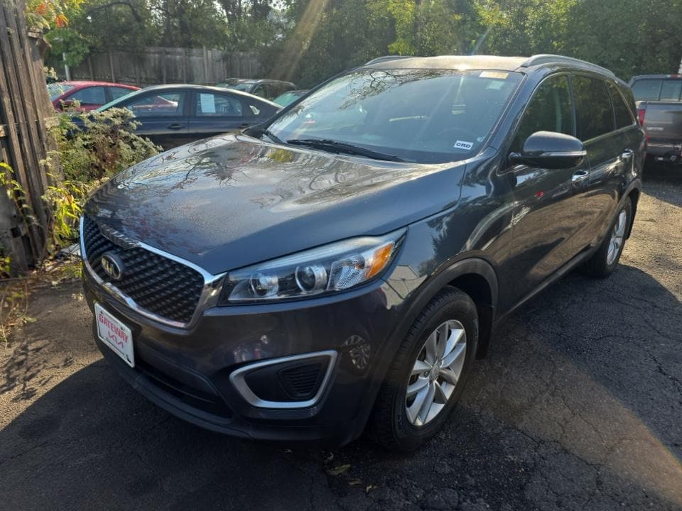 2017 KIA SORENTO LX
