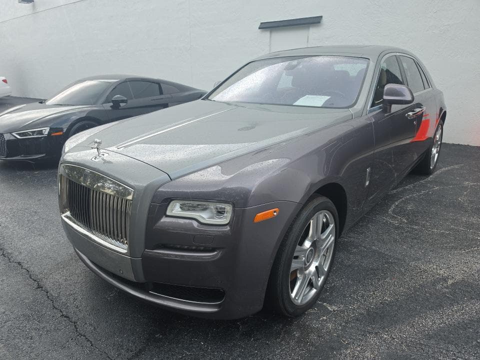 2017 ROLLS-ROYCE GHOST Base