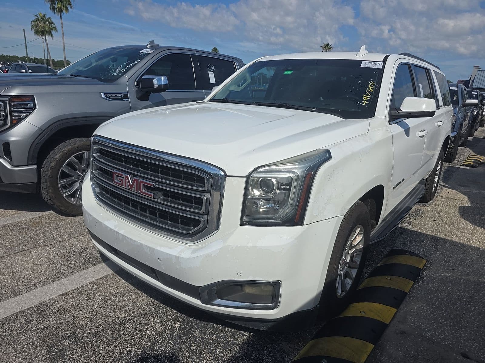2017 GMC YUKON XL SLT