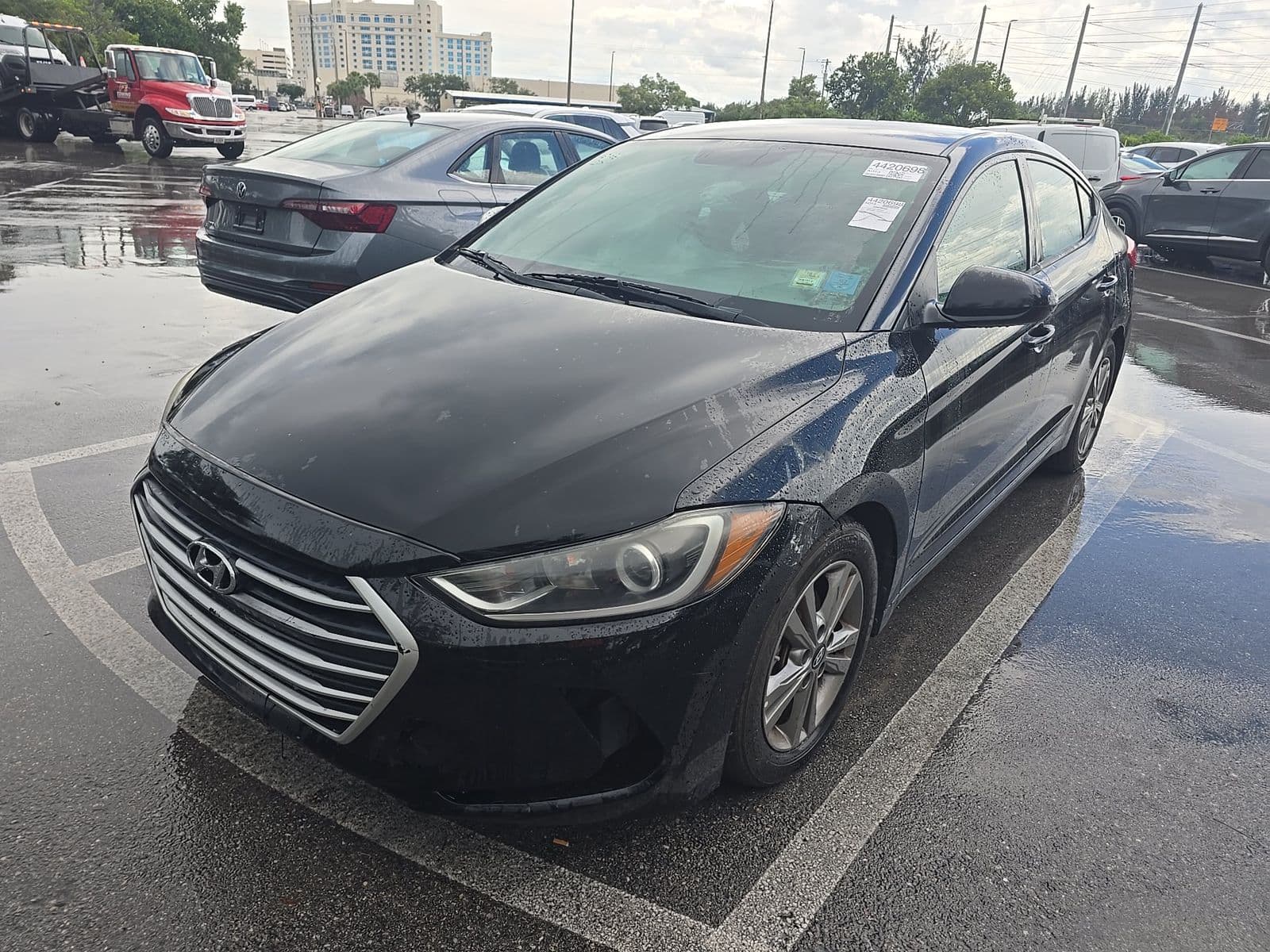 2017 HYUNDAI ELANTRA SE