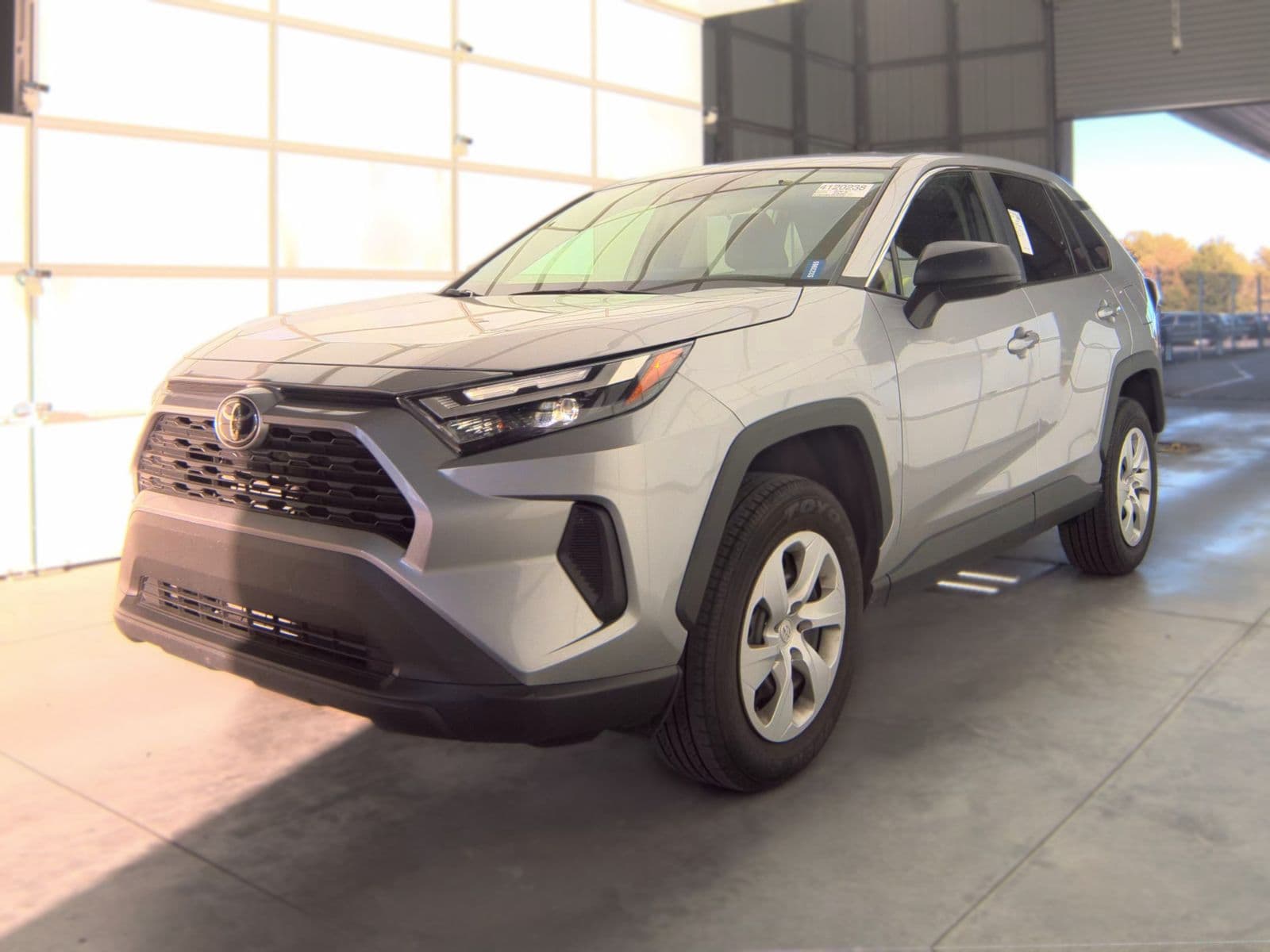 2025 TOYOTA RAV4 LE