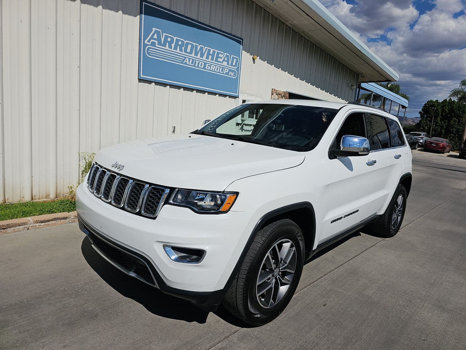 2017 JEEP GRAND CHEROKEE Limited