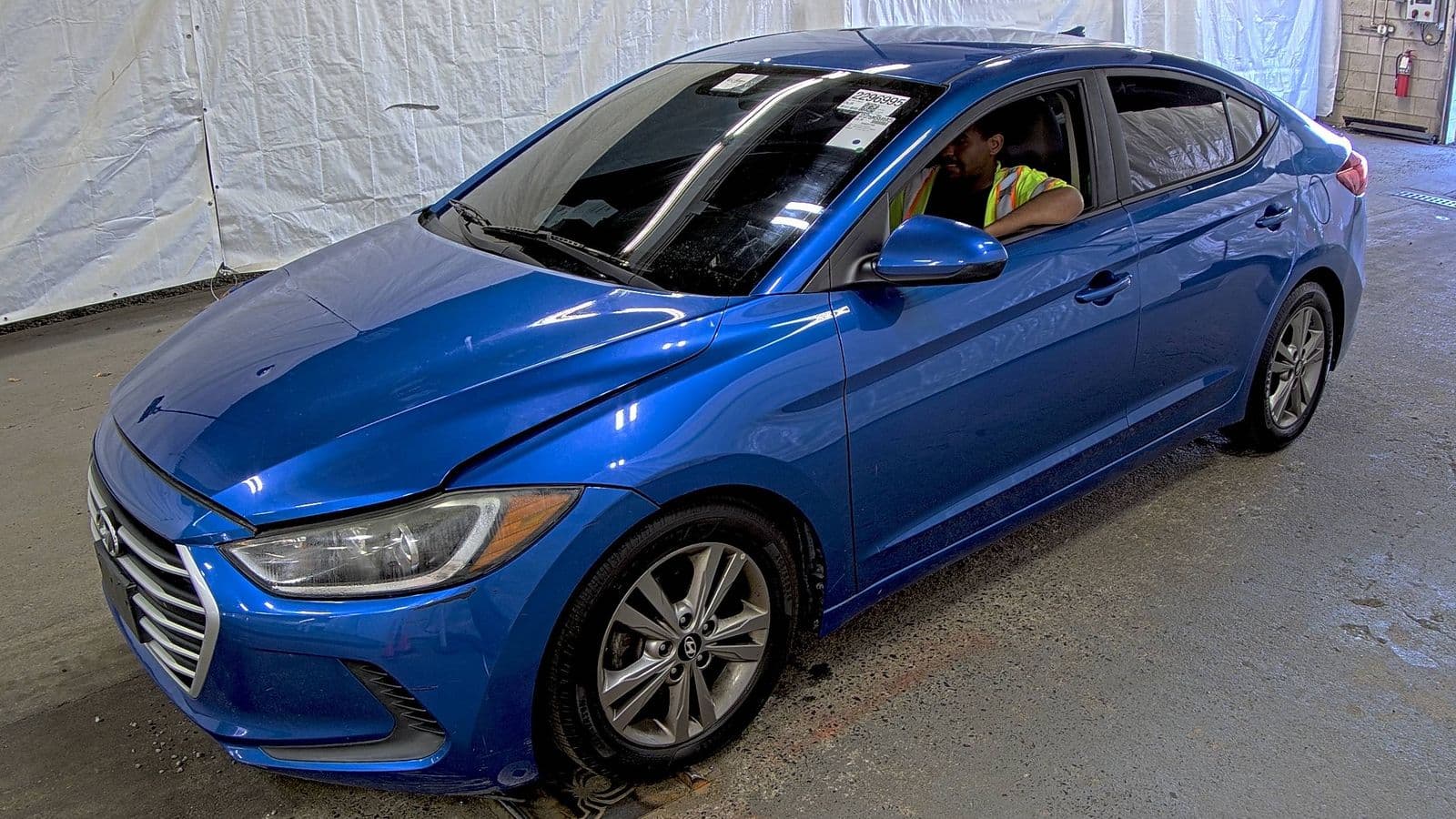 2017 HYUNDAI ELANTRA SE